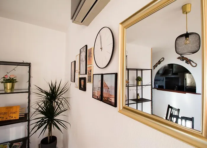 Apartamento Renovado Y Sofisticado En El Centro De *