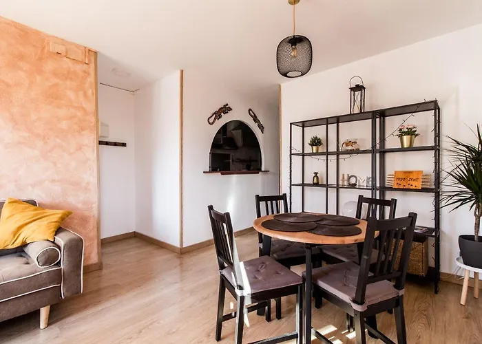 Renovado Y Sofisticado En El Centro De Apartamento Valência