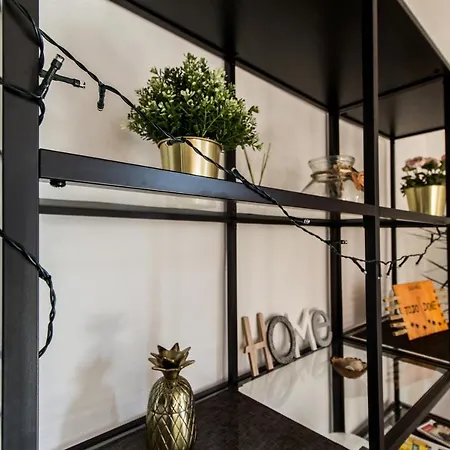 아파트 Renovado Y Sofisticado En El Centro De