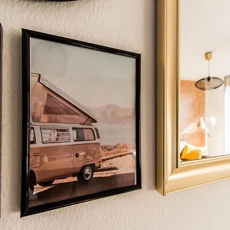 Renovado Y Sofisticado En El Centro De 아파트 *