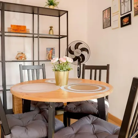 Renovado Y Sofisticado En El Centro De Valencie